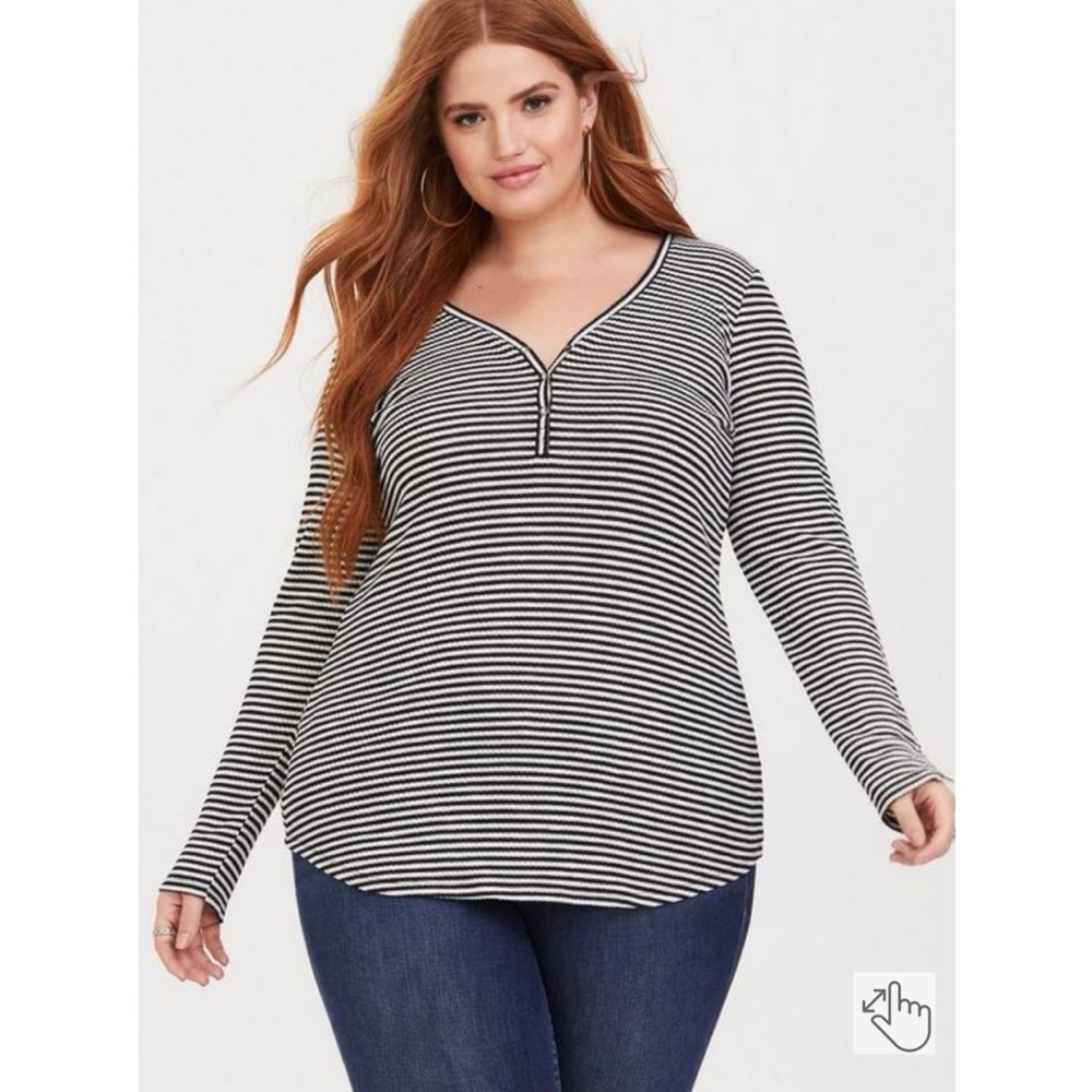 Torrid Black & White Ribbed Knit Henley Tee
